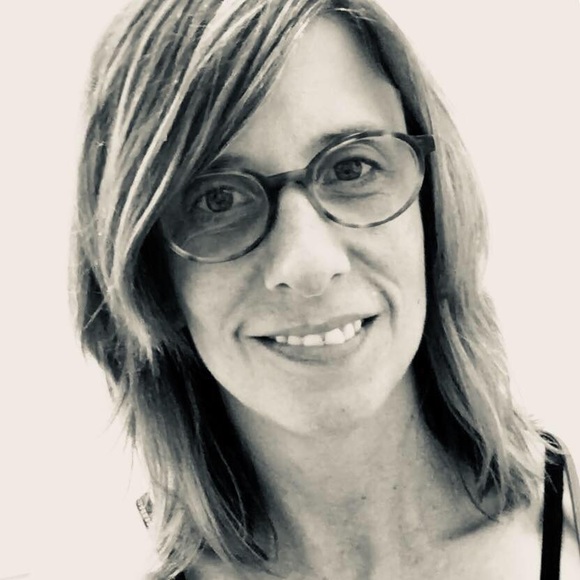 Meet your Posher, Linda - Picture 1 of 1